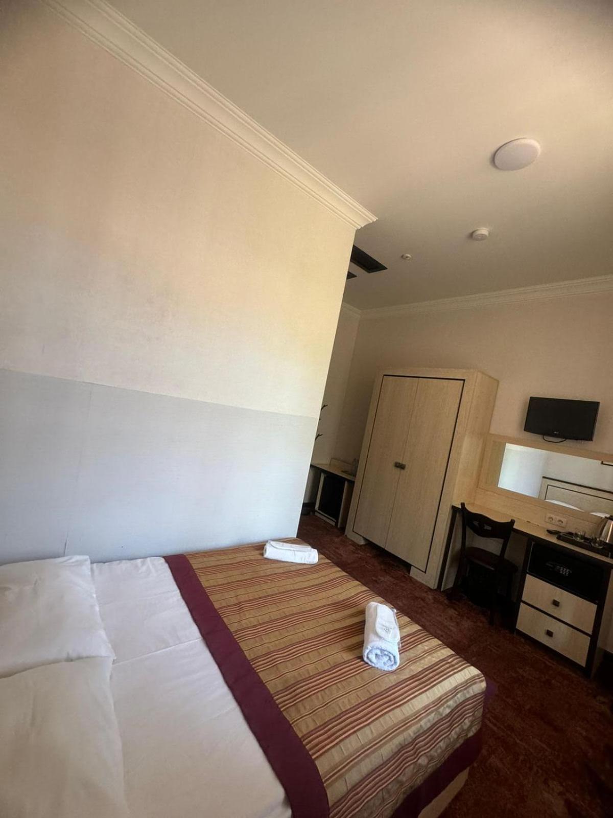 Hotel Beka Palace Tbiliszi Kültér fotó