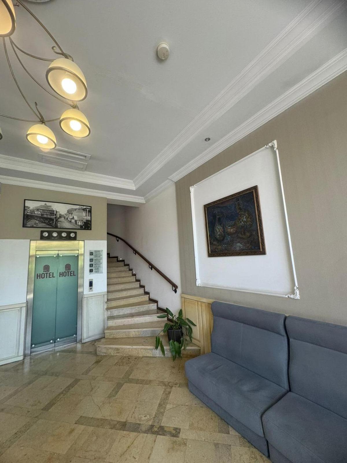 Hotel Beka Palace Tbiliszi Kültér fotó