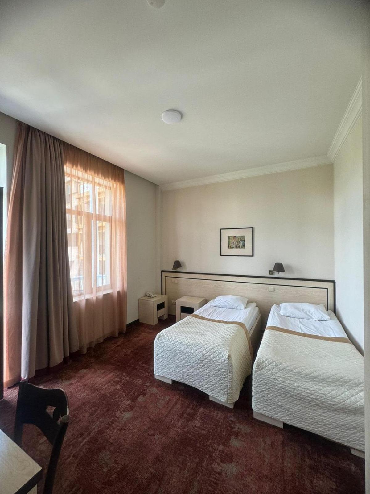 Hotel Beka Palace Tbiliszi Kültér fotó