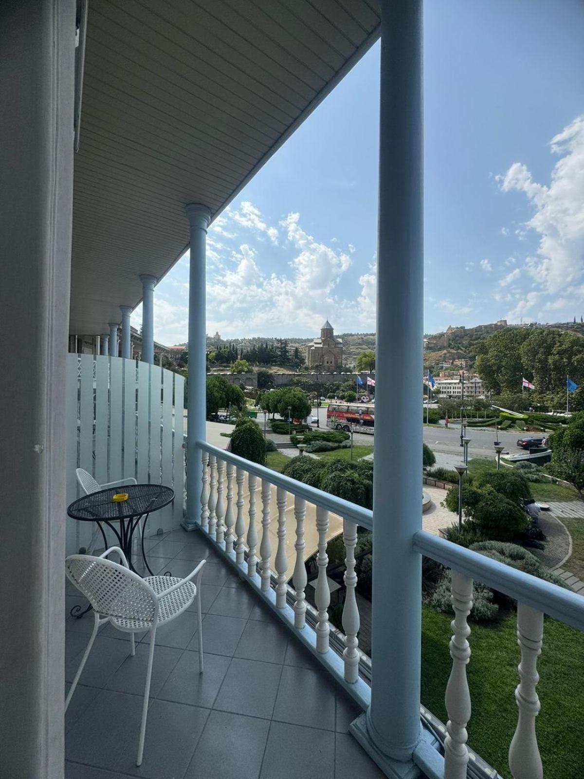 Hotel Beka Palace Tbiliszi Kültér fotó