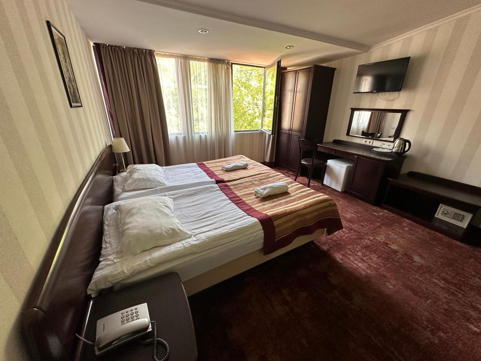 Hotel Beka Palace Tbiliszi Kültér fotó